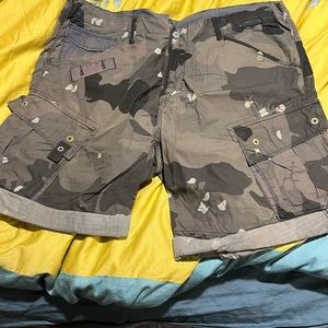 Comfortable cotton cargo shorts.